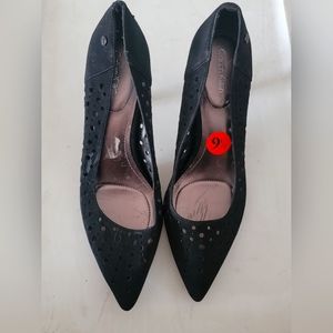 Calvin klein pumps /heels used